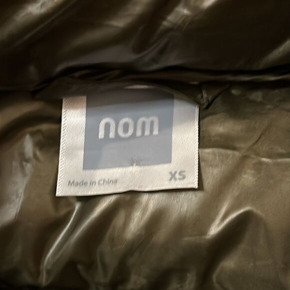 Nom XS Agnes Puffer Coat Maternity mid panel removable for use post partum EUC - Picture 6 of 8